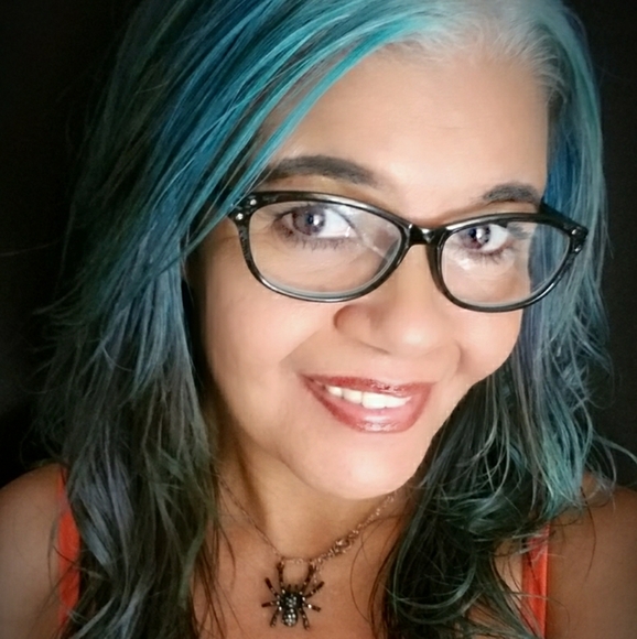 Meet your Posher, Magik - Picture 1 of 3